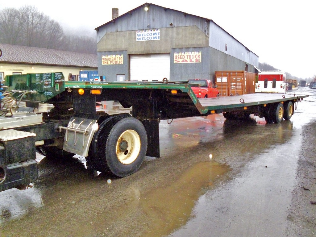 1975 Landoll Tandem Axle Step Deck Flatbed Trailer for sale by Arthur Trovei & Sons, Inc. used