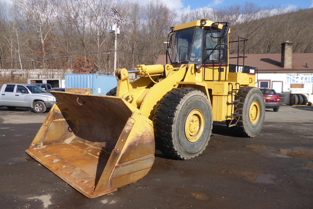 1982 Caterpillar 966D Tire Loader