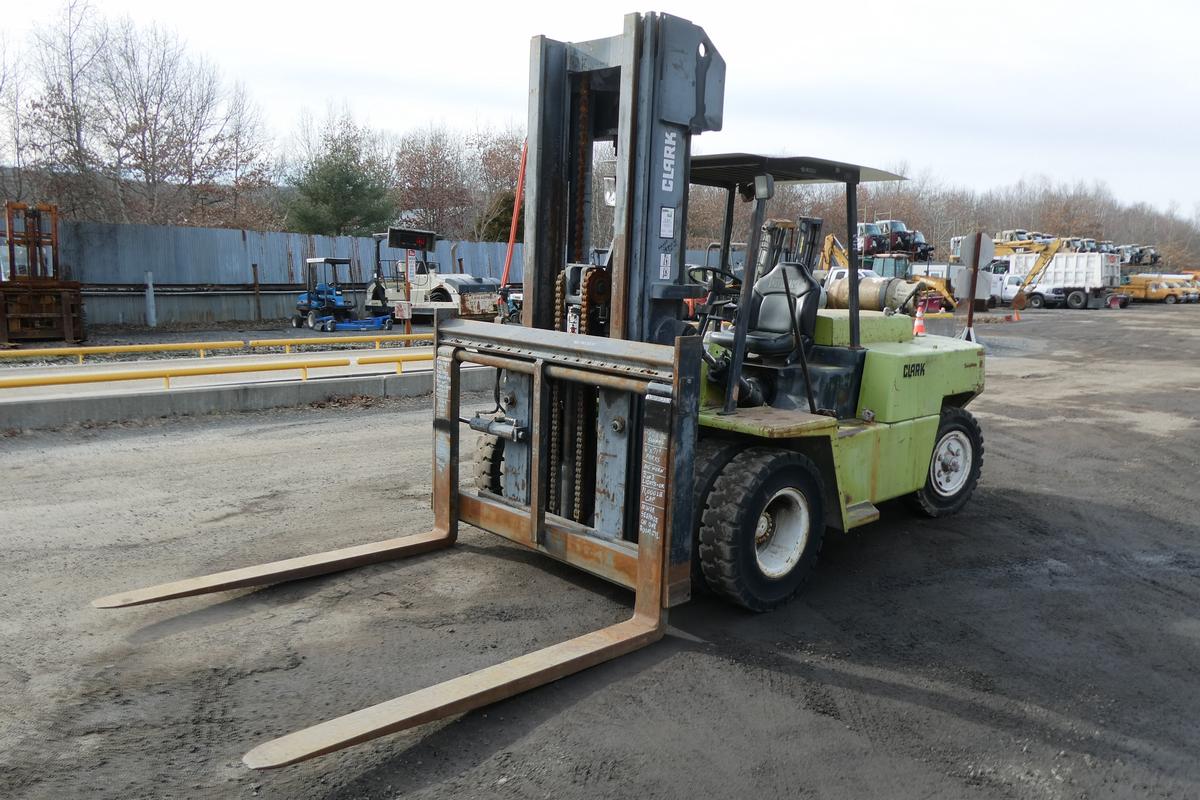 Clark GPH75 Diesel Forklift