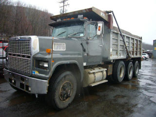 Ford ltl9000 toy truck #3