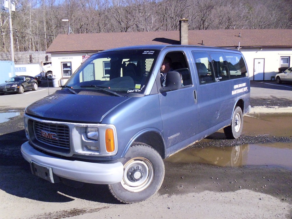 1999 gmc savana cargo sales van