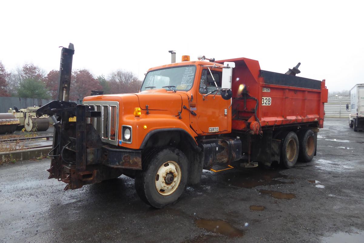 2001 International 2574 Tandem Axle Dump Truck for sale by Arthur Trovei & Sons used truck dealer